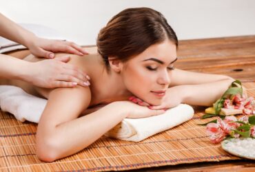 professional massage service in electronic city